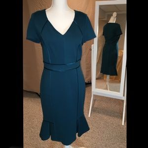 Teal short sleeve dress with trumpet skirt
